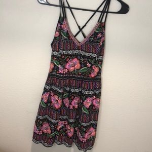 Floral Dress! With Pockets!!